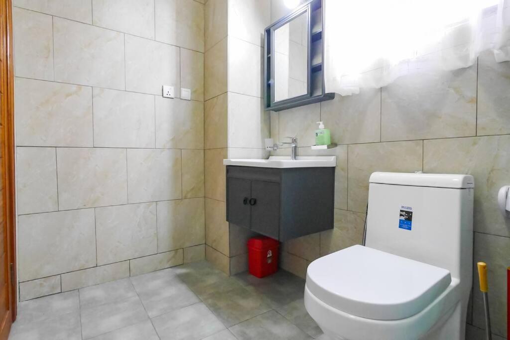 קיגאלי Ultra Modern Apartment In Nyarutarama מראה חיצוני תמונה