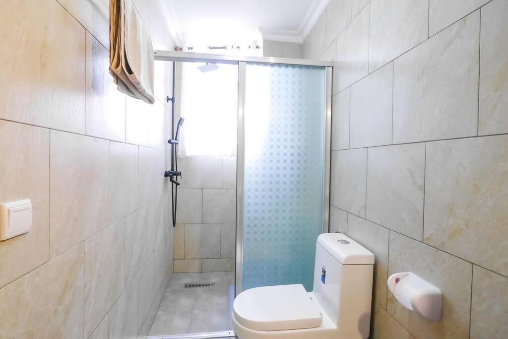 קיגאלי Ultra Modern Apartment In Nyarutarama מראה חיצוני תמונה