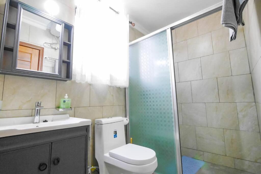 קיגאלי Ultra Modern Apartment In Nyarutarama מראה חיצוני תמונה
